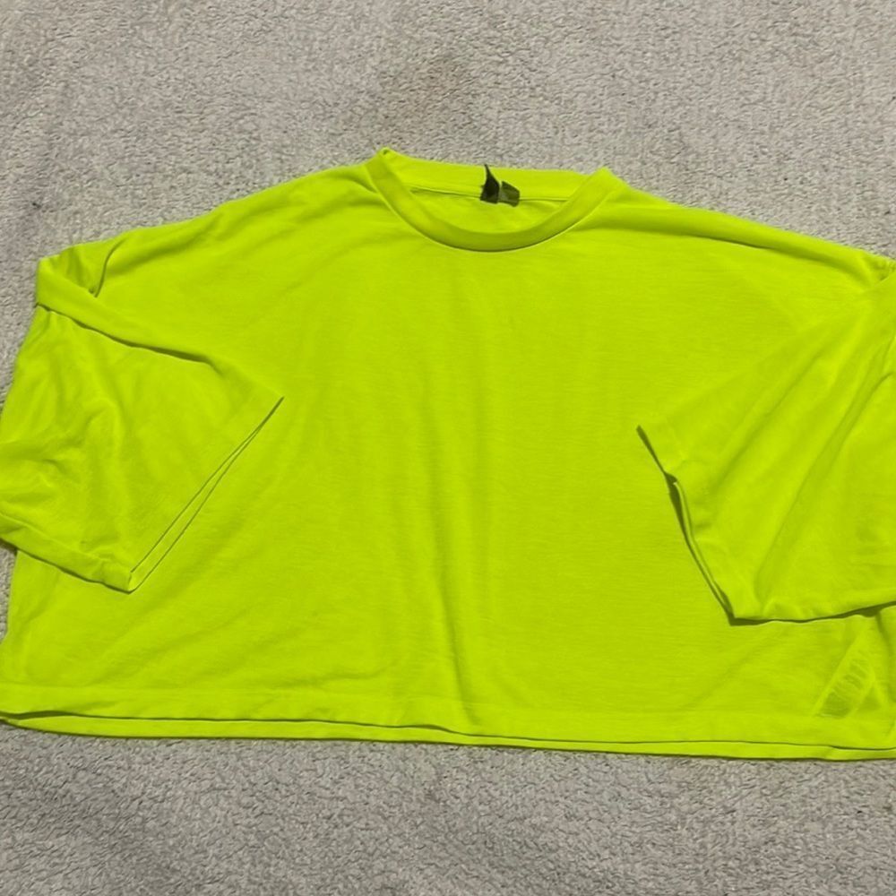 NWOT- ASOS - men’s L. Oversized Short Tee